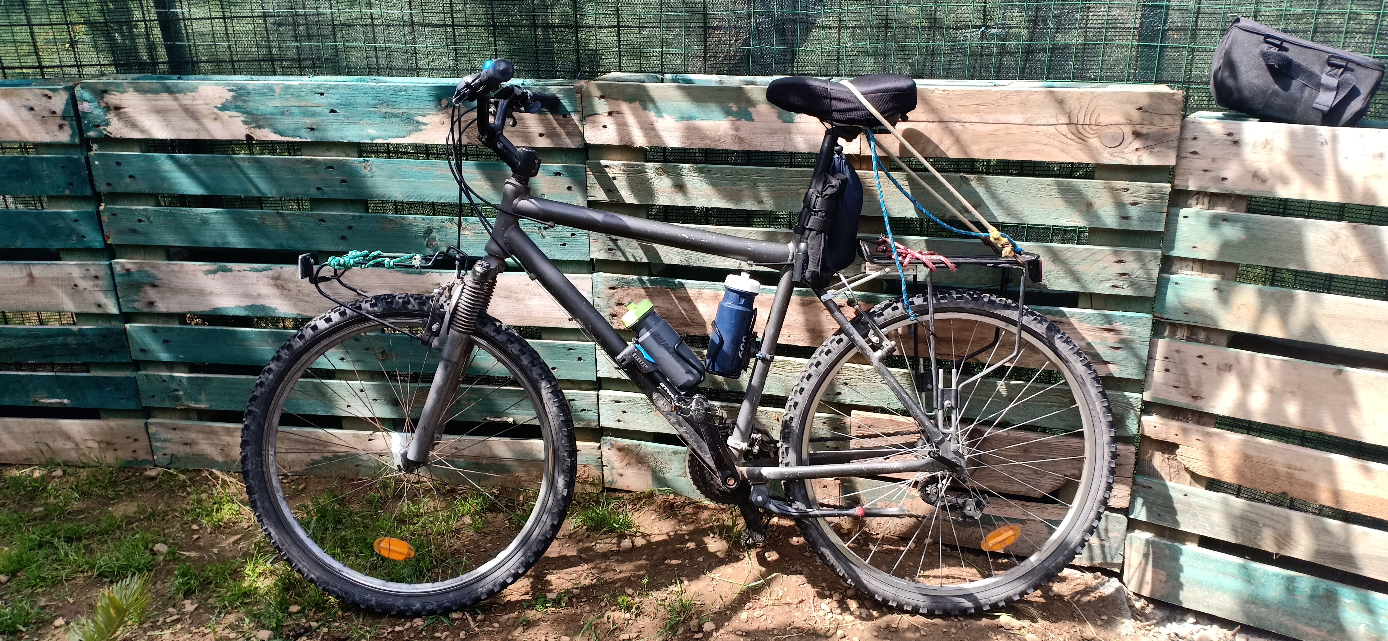 second hand bike with basket